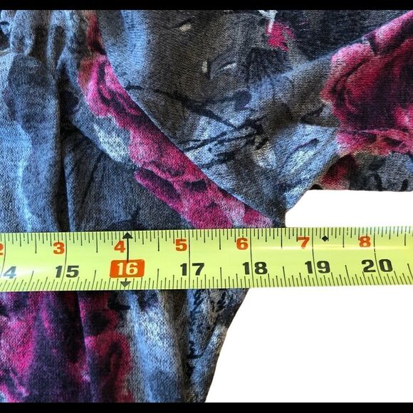 𝅺HOST PICK! 🌹 Conrad C Proportion Petite Round Neck Sweater EUC - Picture 5 of 9